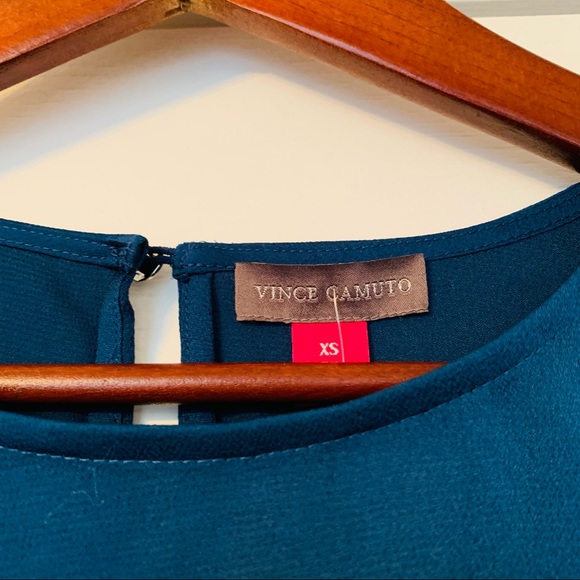NWT VINCE CAMUTO • Jewel tone silky light top • Sz XS - Picture 5 of 8